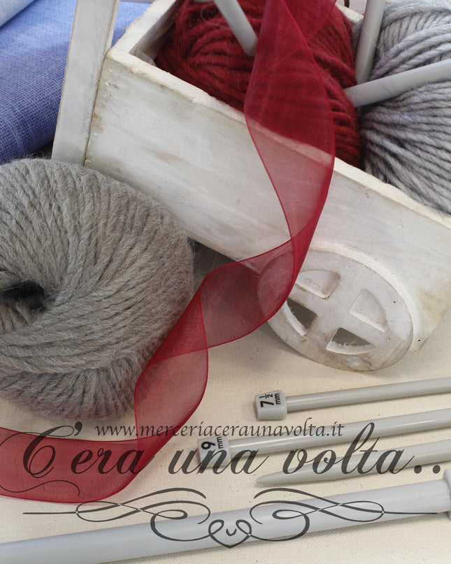 Ferri per maglia in Plastica Misure da MM 7,5 a MM 15