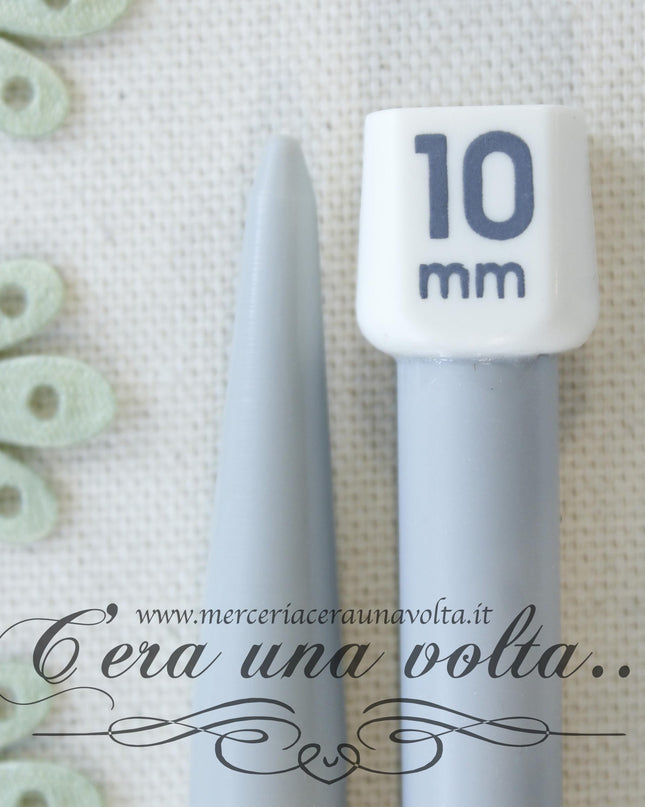 Ferri per maglia in Plastica Misure da MM 7,5 a MM 15