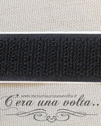 uncino nero