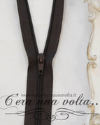 30 cm / Marrone scuro
