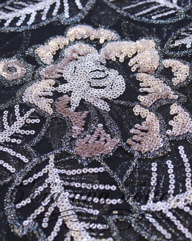 Tessuto in Tulle Paillettes