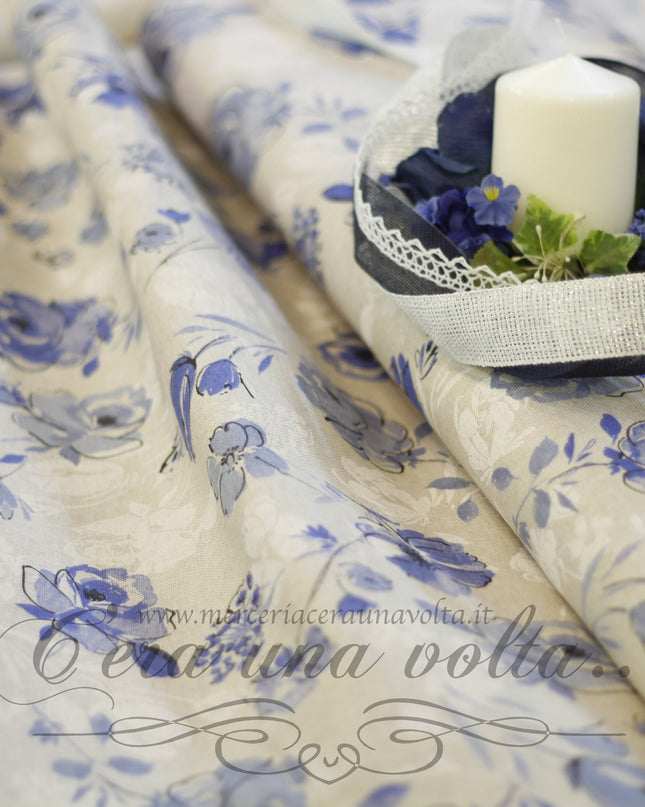 Tessuto a Rose Azzurre