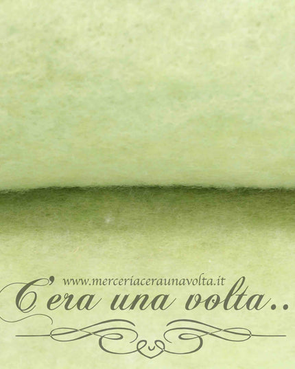 Vello di lana cardata naturale