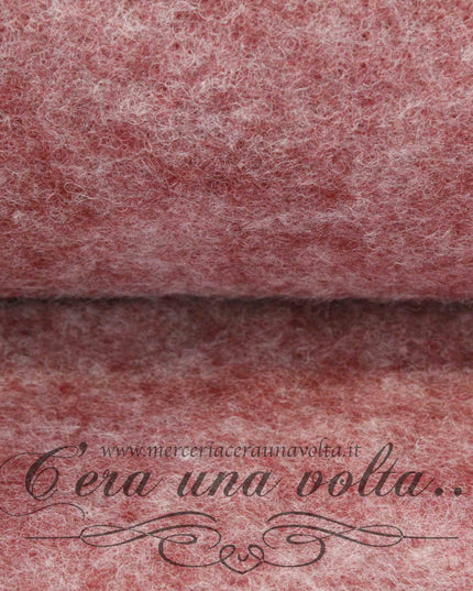 Vello di lana cardata naturale
