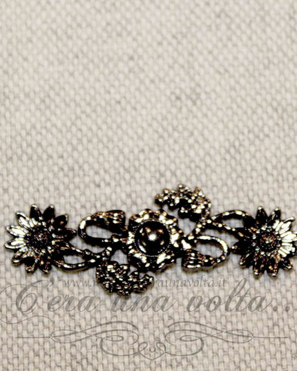 Agganciature per abbigliamento fiore