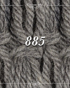 885