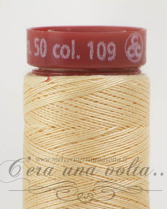 Filo da cucire titolo 50