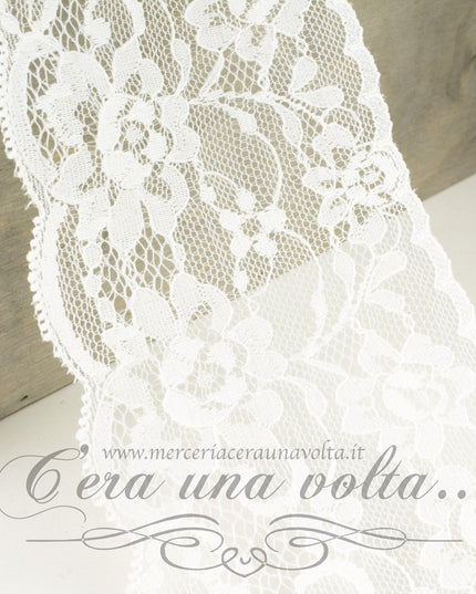 Pizzo fleurs romantiques