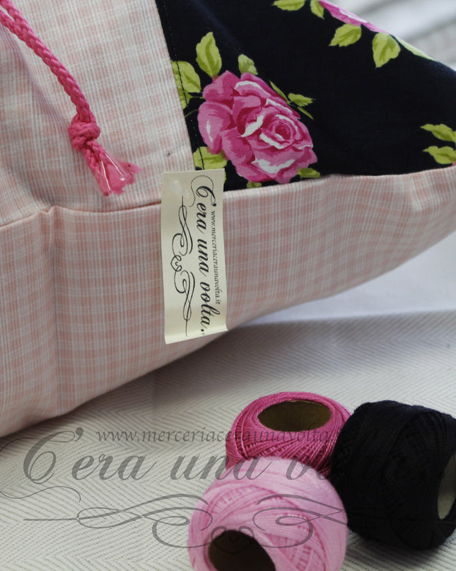 Sacchettino per biancheria Black roses
