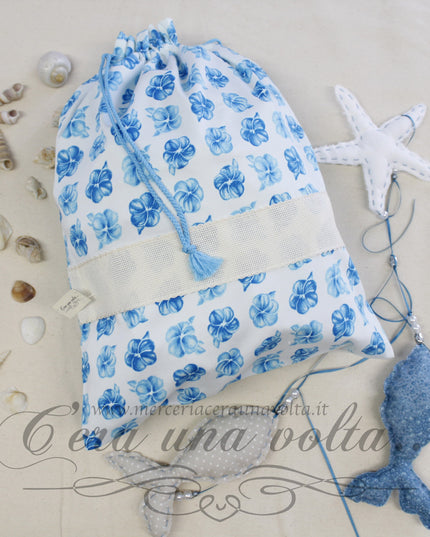 Sacchettino asilo da ricamare Blue flowers